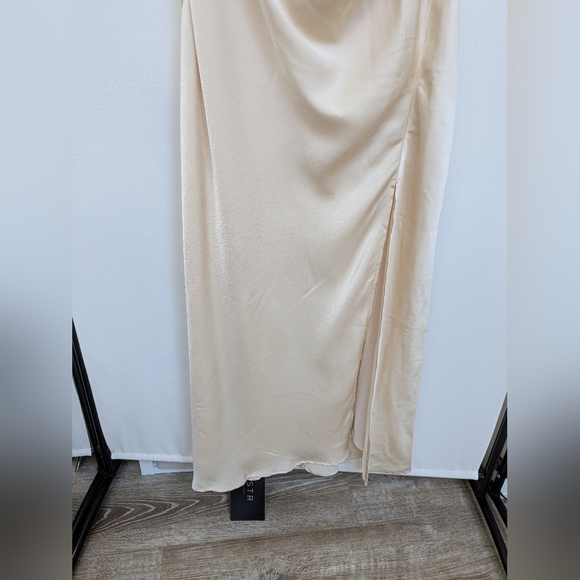 NWT ASTR The Label Cream Satin Formal Slip Dress Midi To Maxi Length Size XL - Picture 10 of 16